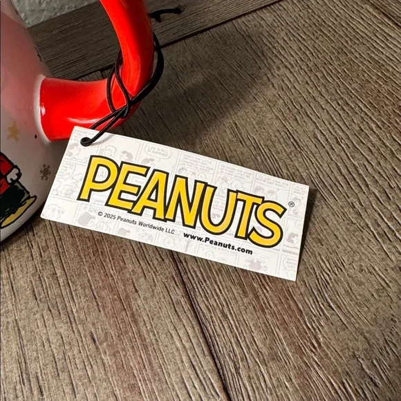 Peanuts Red and Green Holiday Mug - Picture 4 of 8